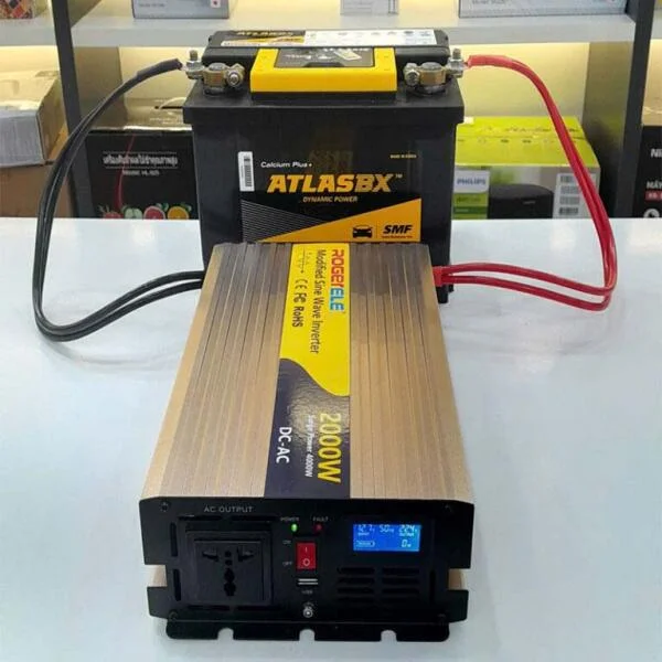 bo-chuyen-nguon-12v-sang-220v-rogerele-2000w-song-vuong-7