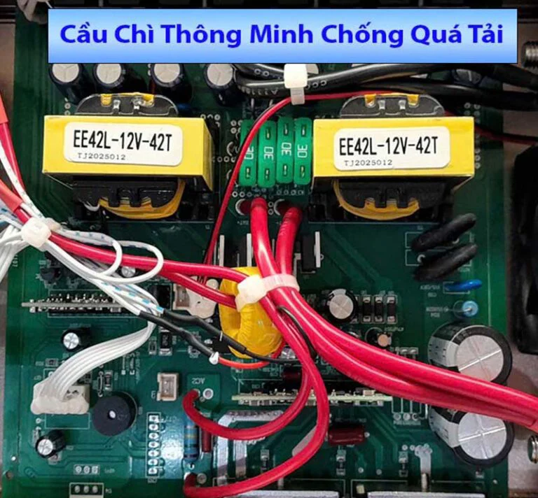 bo-chuyen-nguon-12v-sang-220v-rogerele-1000w-song-vuong-7